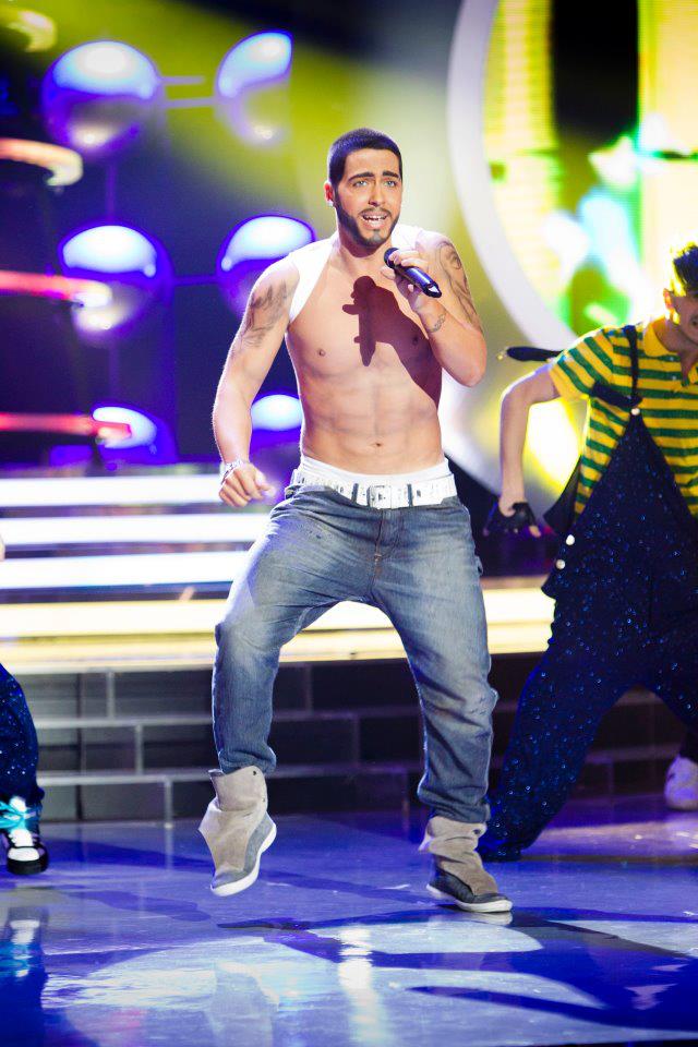 Desi nu este la fel de bine definit ca Ilan, Jorge are si el patratelel lui