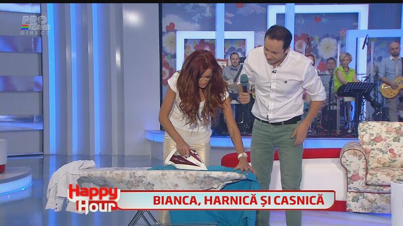 Bianca Drăguşanu, aşa cum n-ai mai văzut-o niciodată: calcă cămăşi şi mătură prin platoul emisiunii