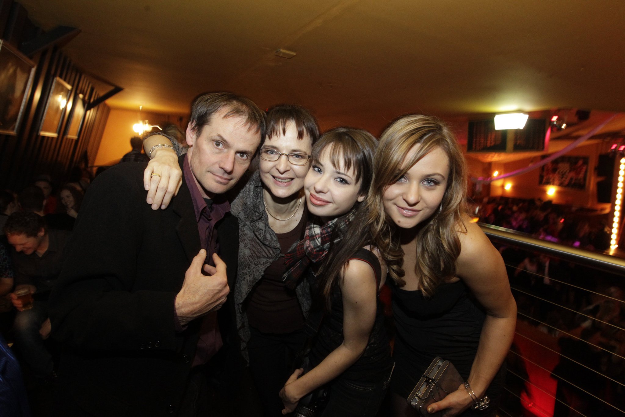 Ana Maria, fiica cea mare a maestrului locuieste in Australia alaturi de iubitul ei si cele doua fiice, Katarina si Dana