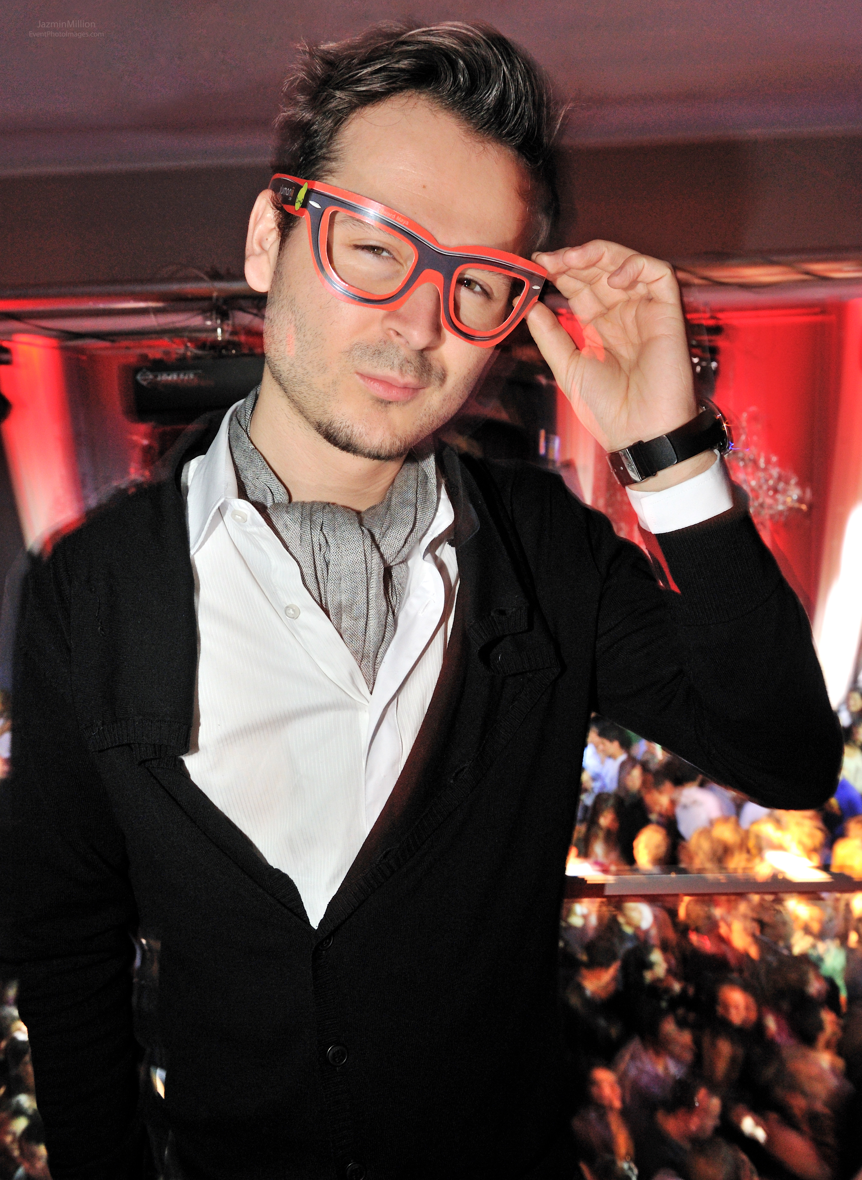 Eduard Maya a fost prezent in club alaturi de Vika, insa nu a socializat aproape deloc cu aceasta