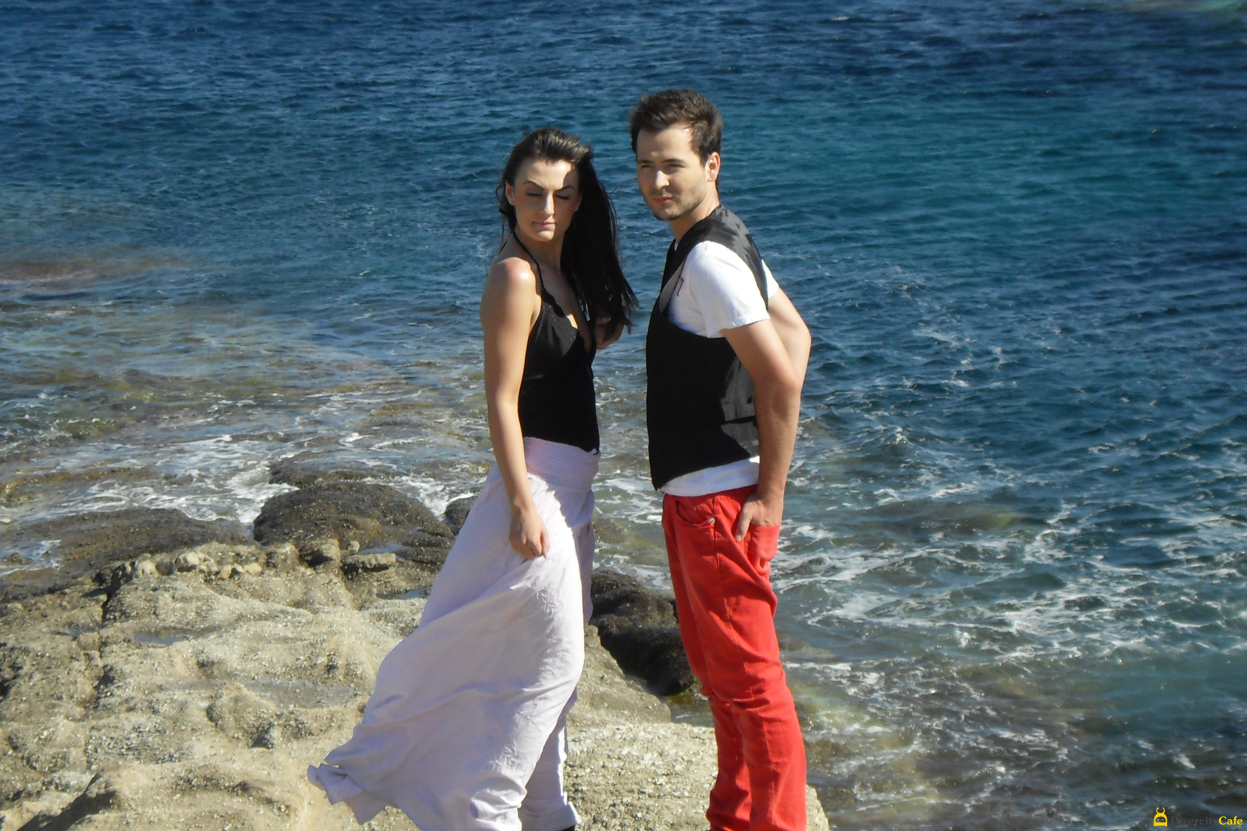 Vika si Eduard Maya au fost atat iubiti cat si parteneri de scena. Cei doi au colaborat pentru piesa 