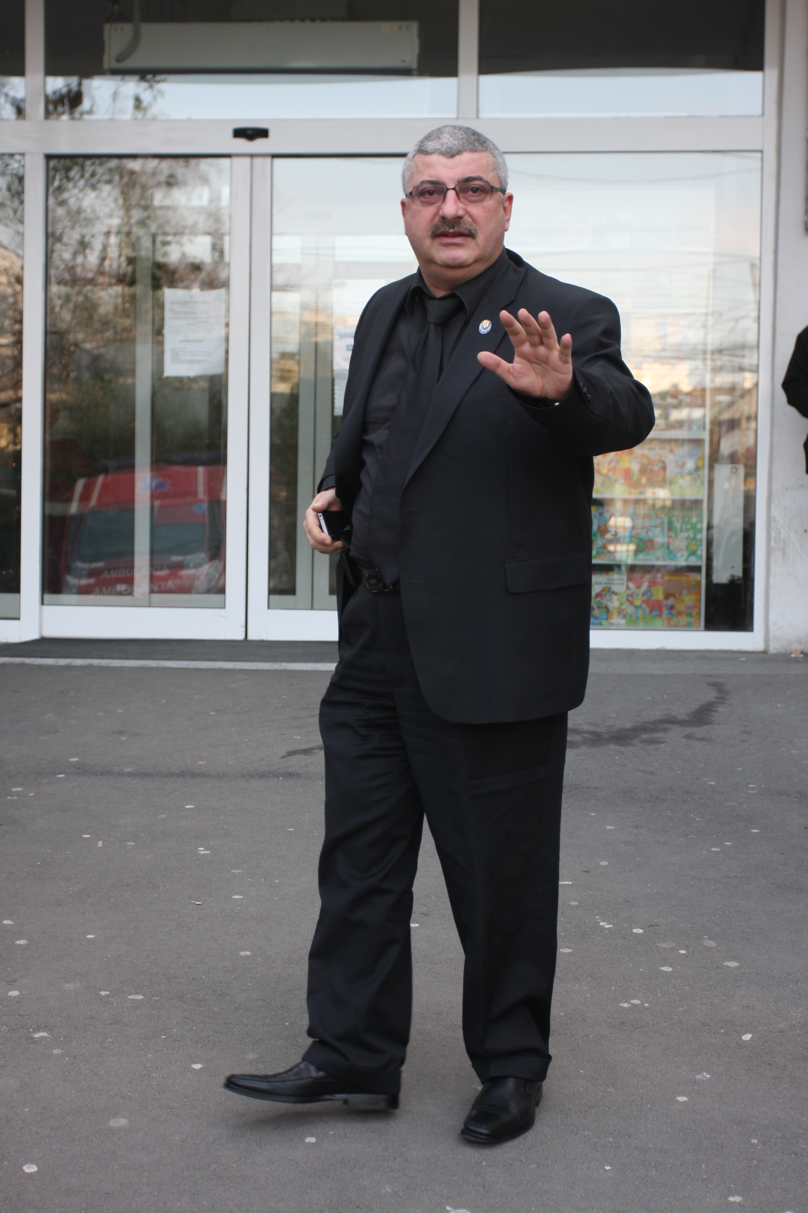 Silviu Prigoana nu si-a vazut fiii de mai bine de 100 de zile