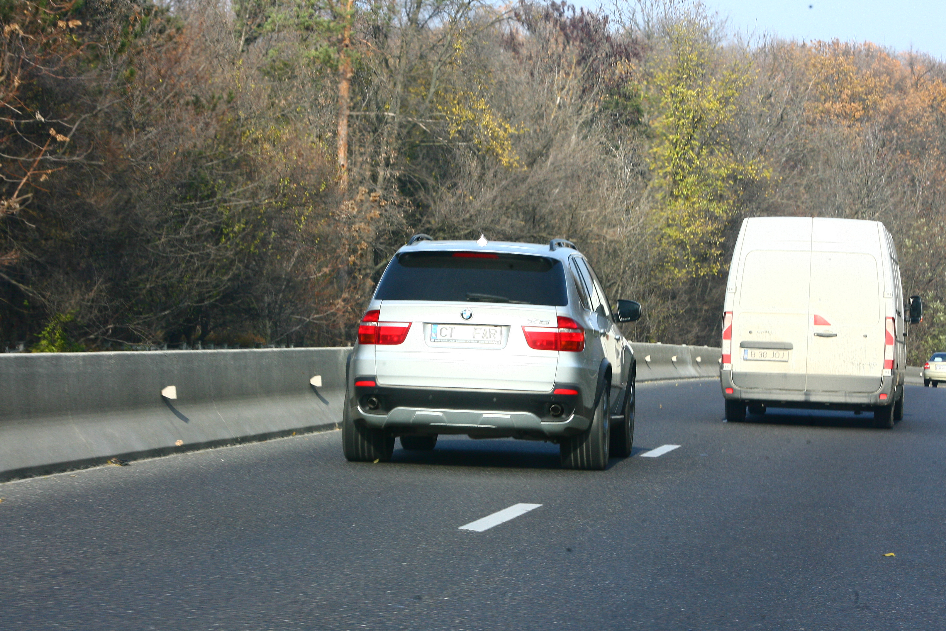 Masina compozitorului a stat in urma staff-ului, pentru a se asigura ca totul este in perfecta ordine
