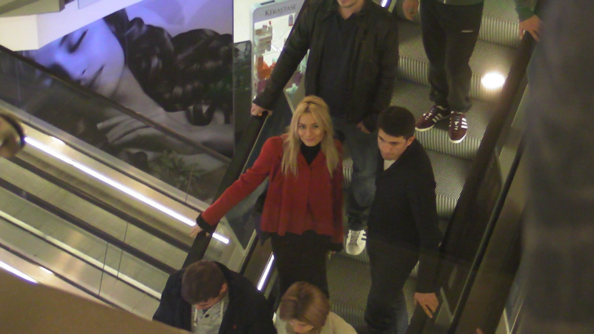 Actrita parca radiaza de fericire de cand este implicata in noua relatie