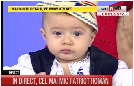 Gabi Firea s-a mândrit tare mult cu băieţelul ei la televizor! L-a îmbrăcat în costum popular! Nu-i aşa că-i adorabil?
