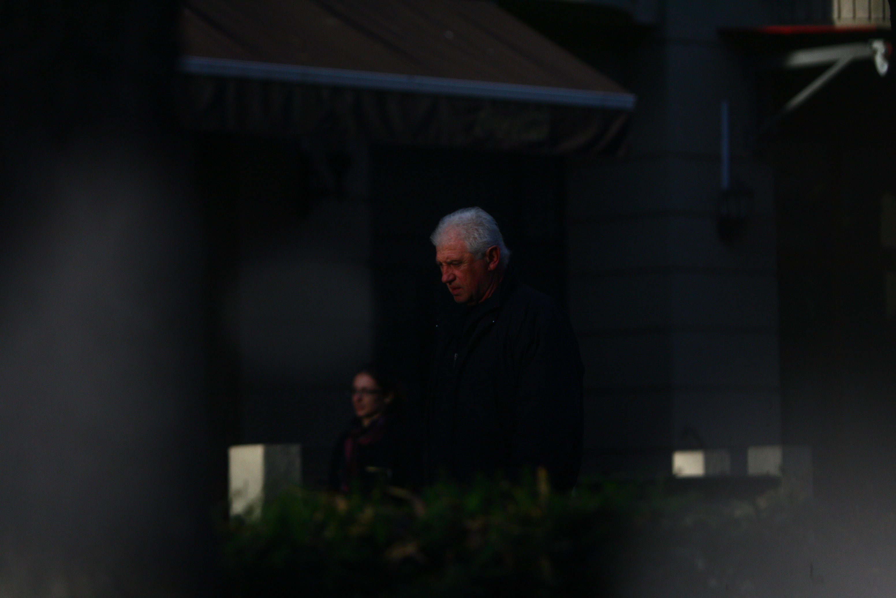 In urma chimioterapiei, cascadorul a chelit dar parul a inceput sa i se regenereze