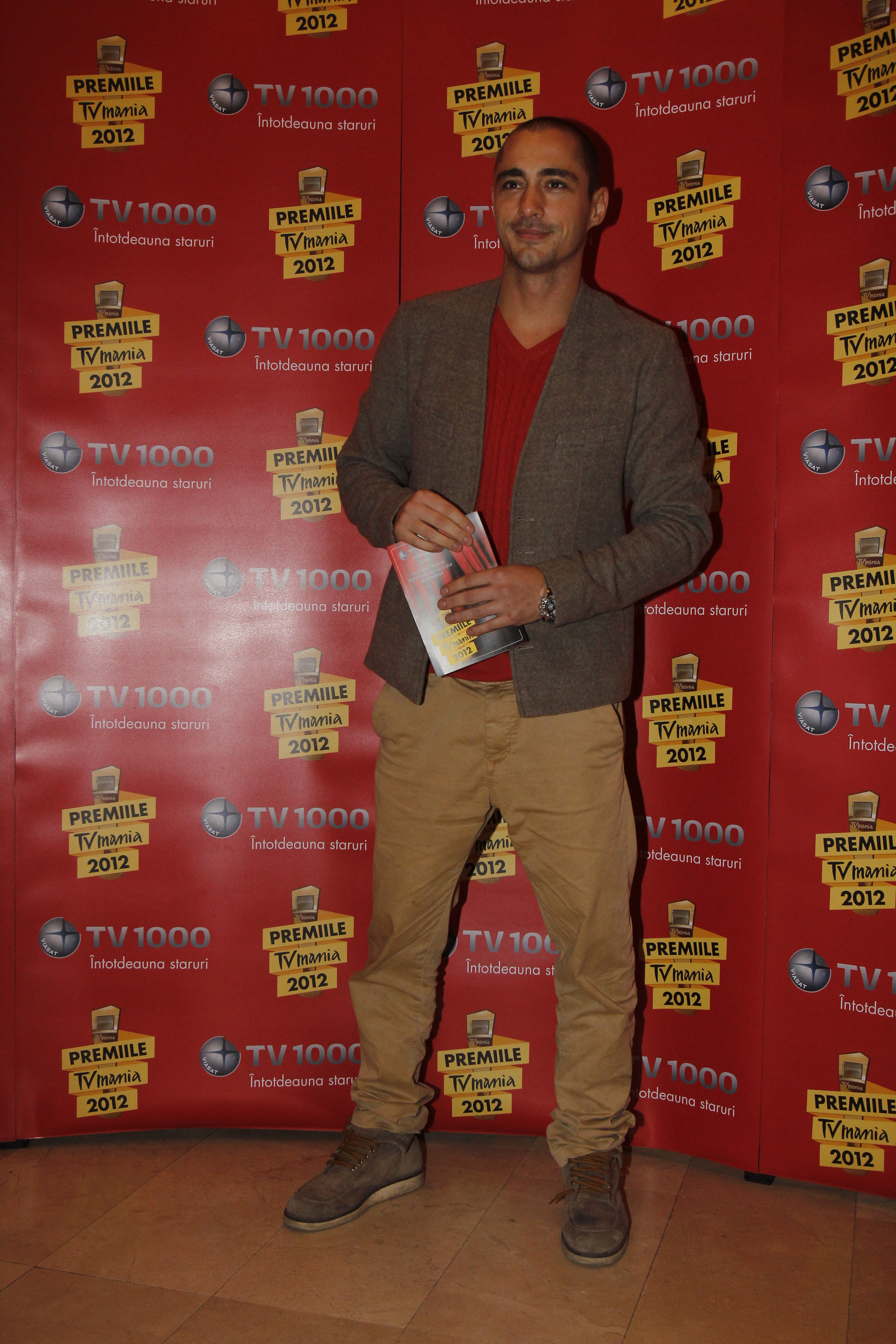 Vladimir Draghia a venit singur la eveniment, la cateva minute dupa Augusta Dumitrascu