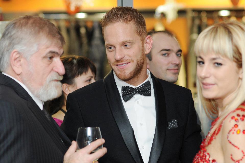 In trecut, ochii afaceristului nu erau bine pusi in valoare