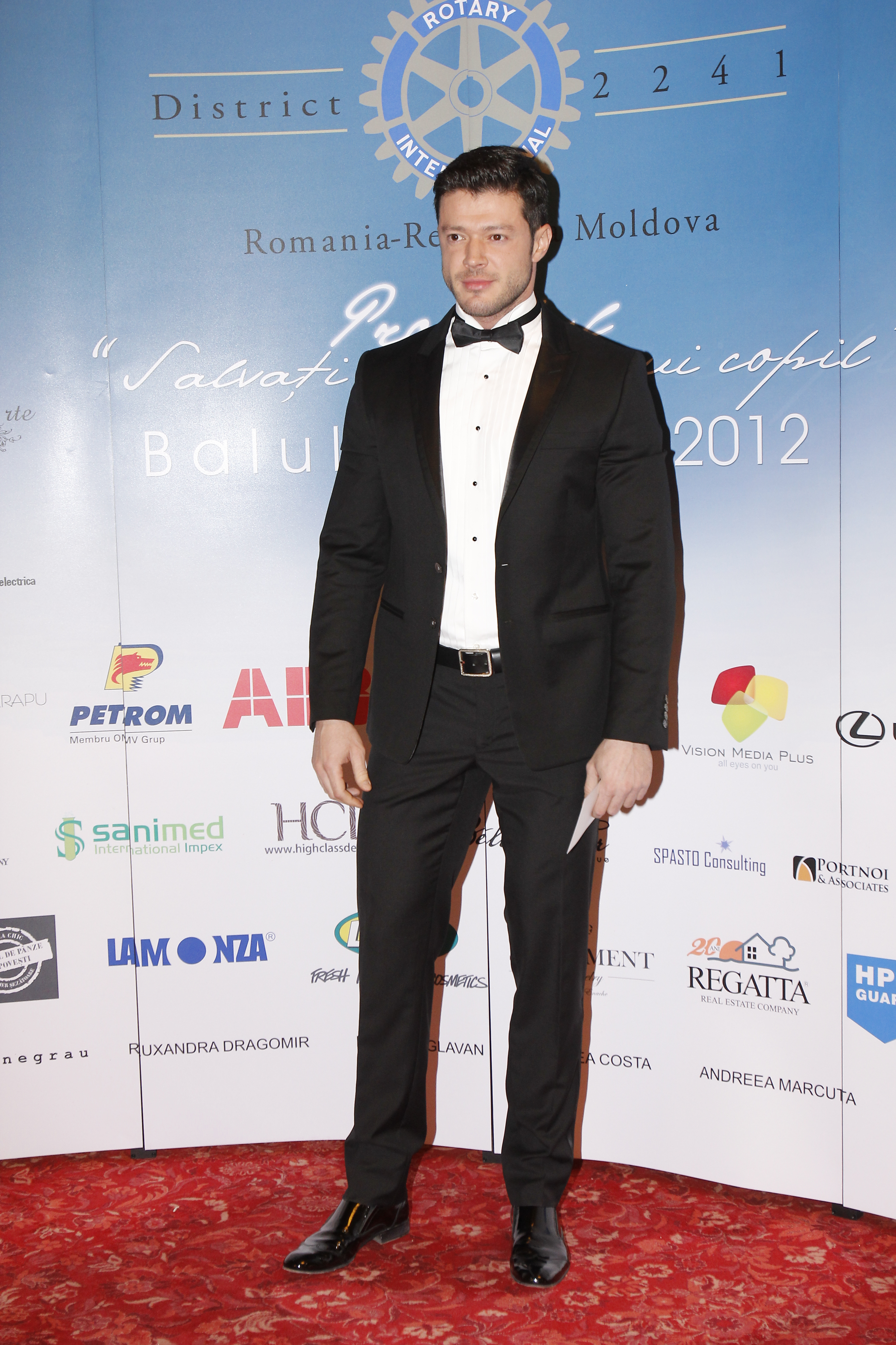 Victor Slav prezinta rubrica 