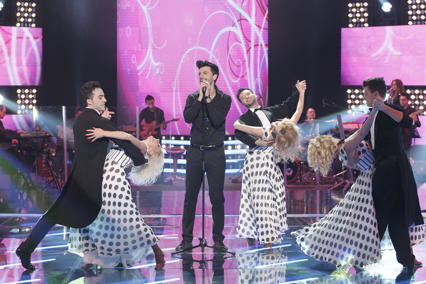 “Vocea Romaniei” si-a ales semifinalistii. Voi pe cine sustineti in marea finala?