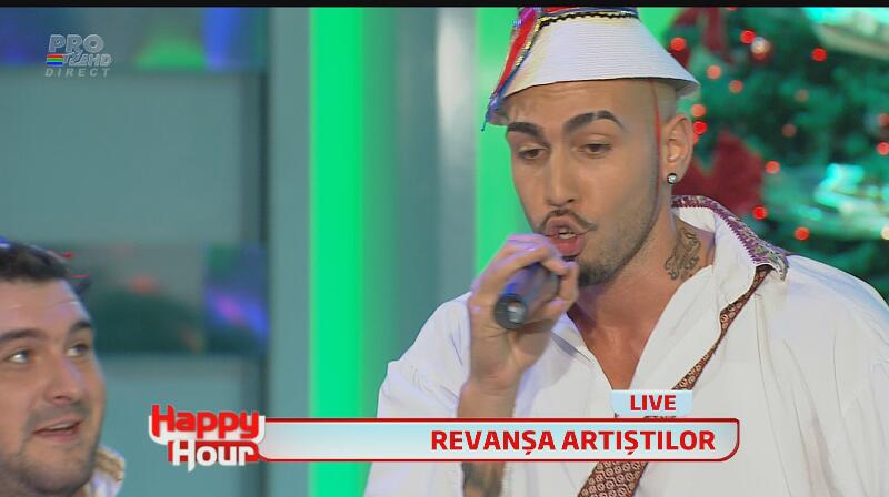 Alex Velea, aşa cum nu l-ai mai văzut până acum - flăcău maramureşean! Uite-l îmbrăcat în port popular!