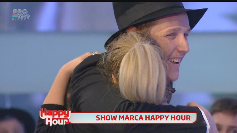 Cerere în căsătorie, în direct la