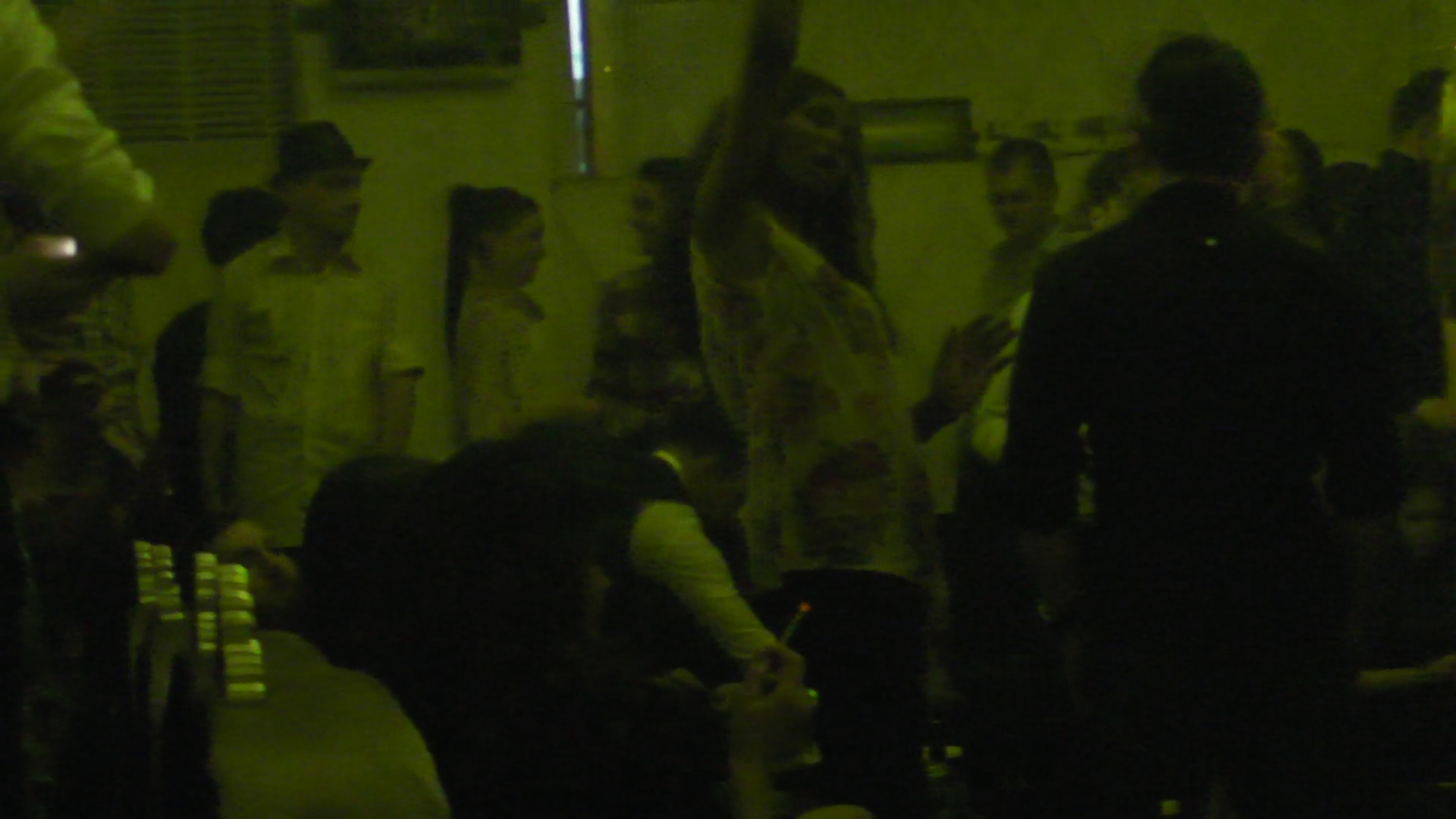 Mulatra a fost sufletul petrecerii, dansand incontinuu toata seara