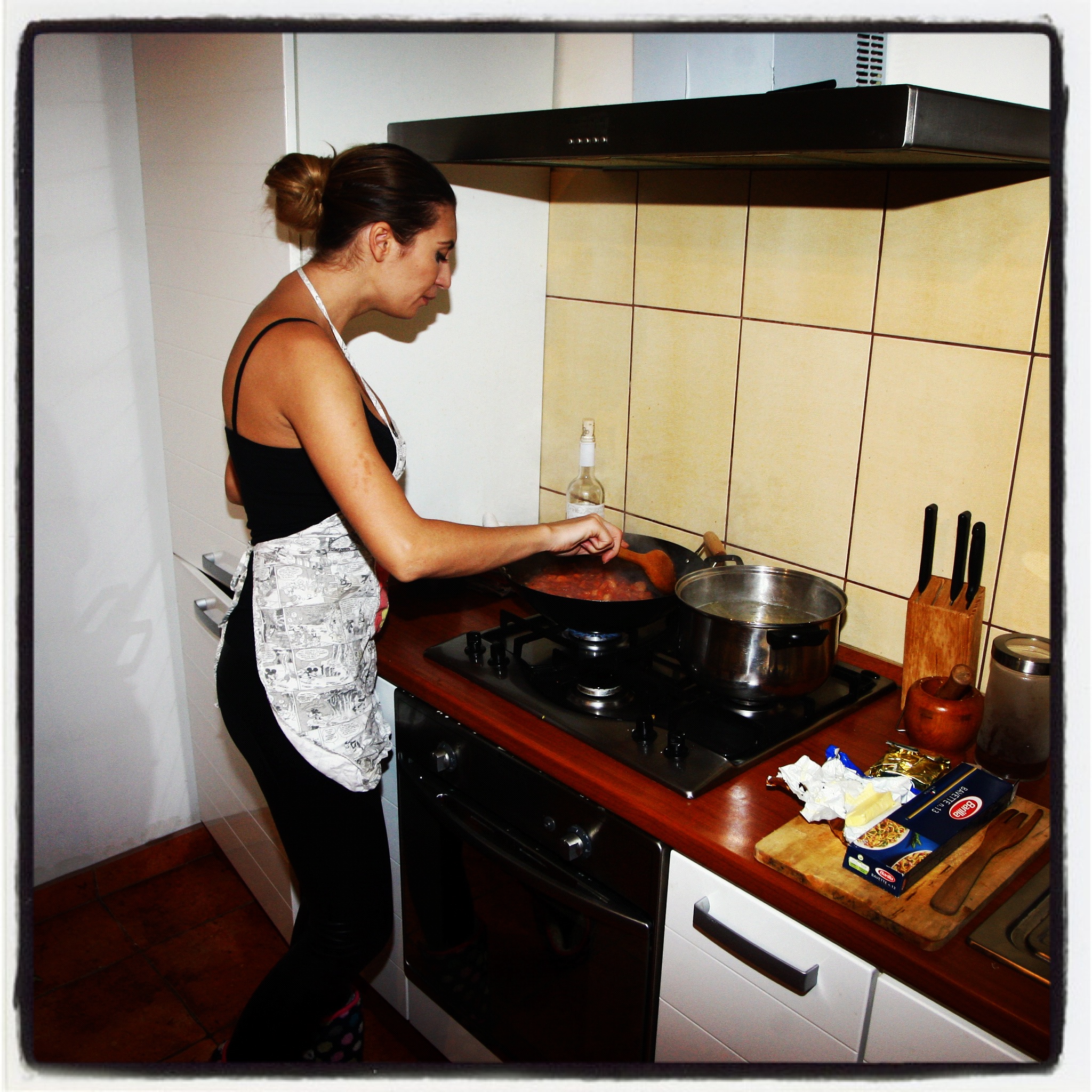 Desi bucataria ei nu este una sofisticata, Adelina realizeaza acolo mancaruri exceptionale