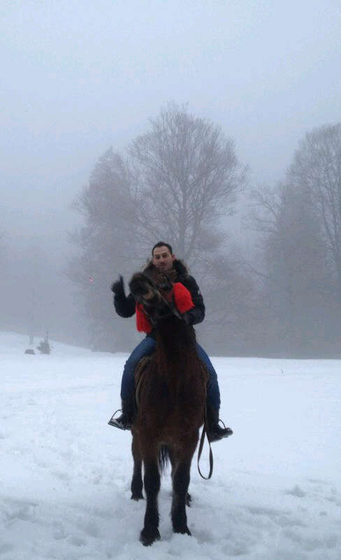 mare iubitor al aerului de munte, Stefan si-a petrecut onomastica la calarie