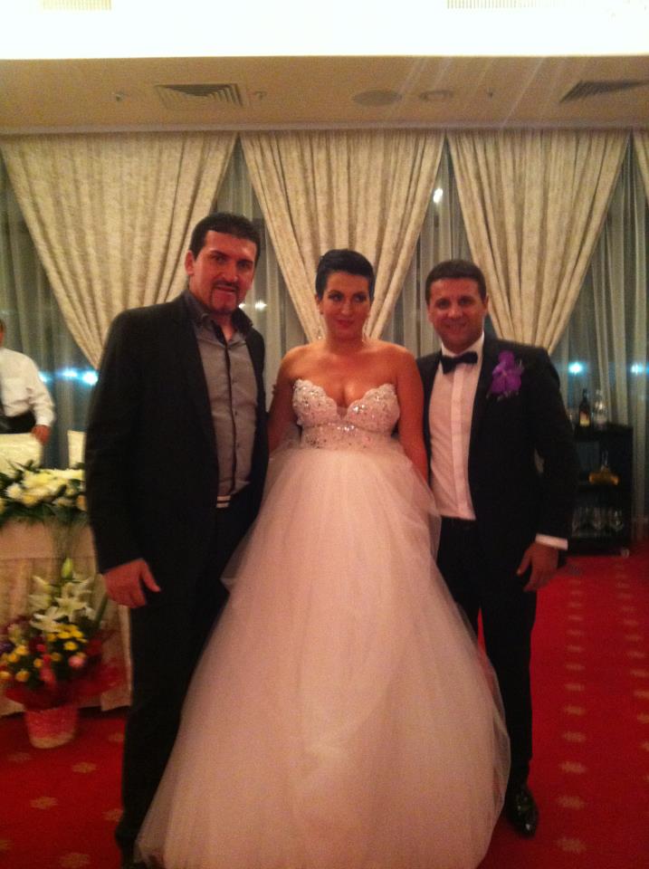 In urma cu cateva luni, cei doi s-au casatorit religios