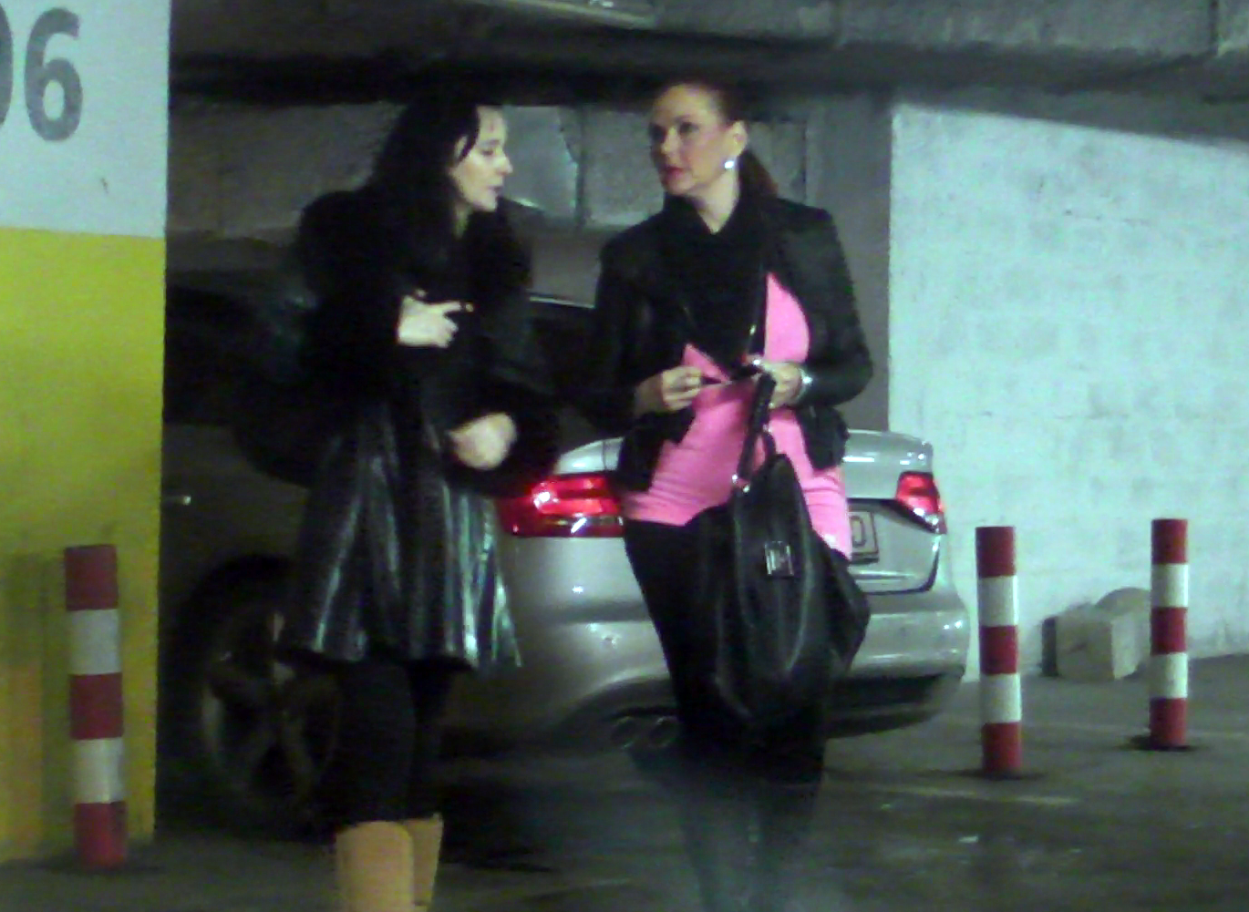 Desi imbraca haine mai largute, tricoul i-a jucat feste Manuelei Fedorca