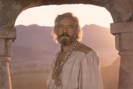 Sergiu Nicolaescu a devenit interesat de procesul de incinerare, dupa ce s-a documentat pentru filmul 