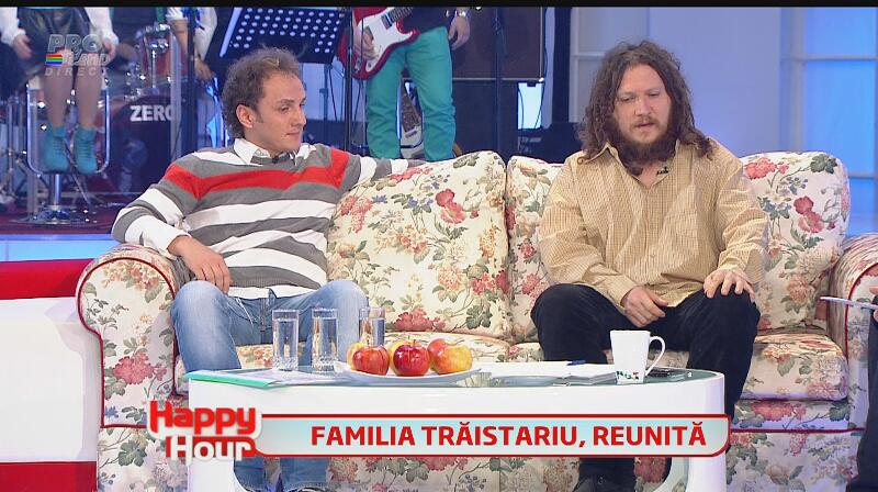 Momente extrem de emoţionante! Mihai Trăistariu s-a reunit cu fratele său pictor şi izolat, Vasile!