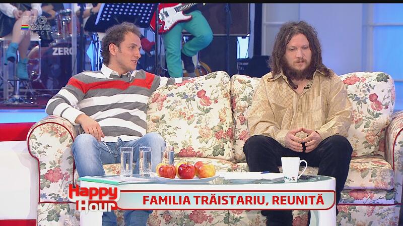 Momente extrem de emoţionante! Mihai Trăistariu s-a reunit cu fratele său pictor şi izolat, Vasile!