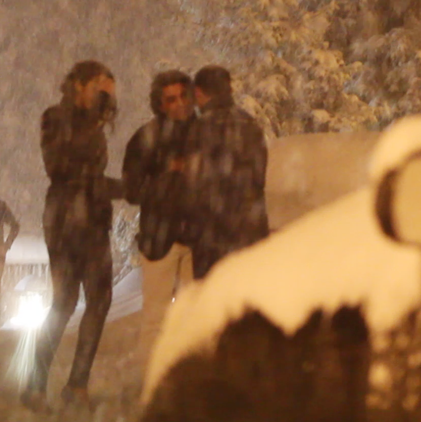 Ninsoarea abundenta i-a dat mari batati de cap tinerei