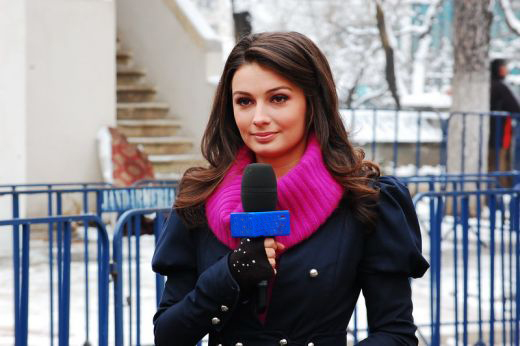 Olivia Paunescu a lucrat ca reporter sportiv, dar acum are toate sansele sa avanseze