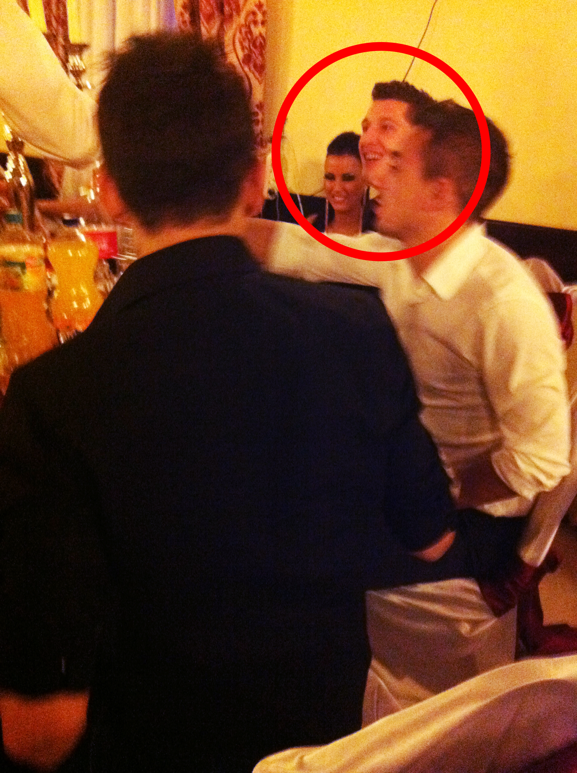 Daniela si Mihai s-au bucurat si de prezenta altor fotbalisti, la masa de Revelion