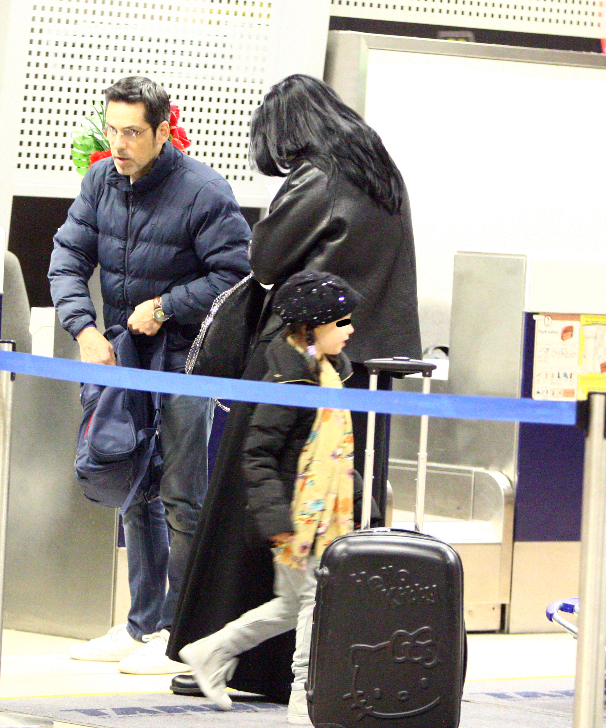 Joi, 10 ianuarie, Stefan Banica si Andreea Marin au parasit tara, insotiti de fiica lor, anuntand ca divorteaza