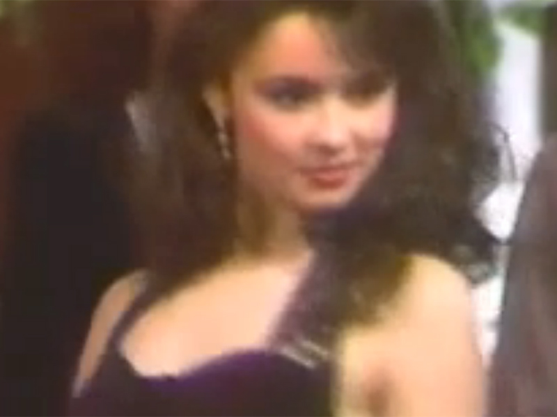 Nu ai văzut-o niciodată pe Andreea Marin când arăta aşa! Uite-o pe