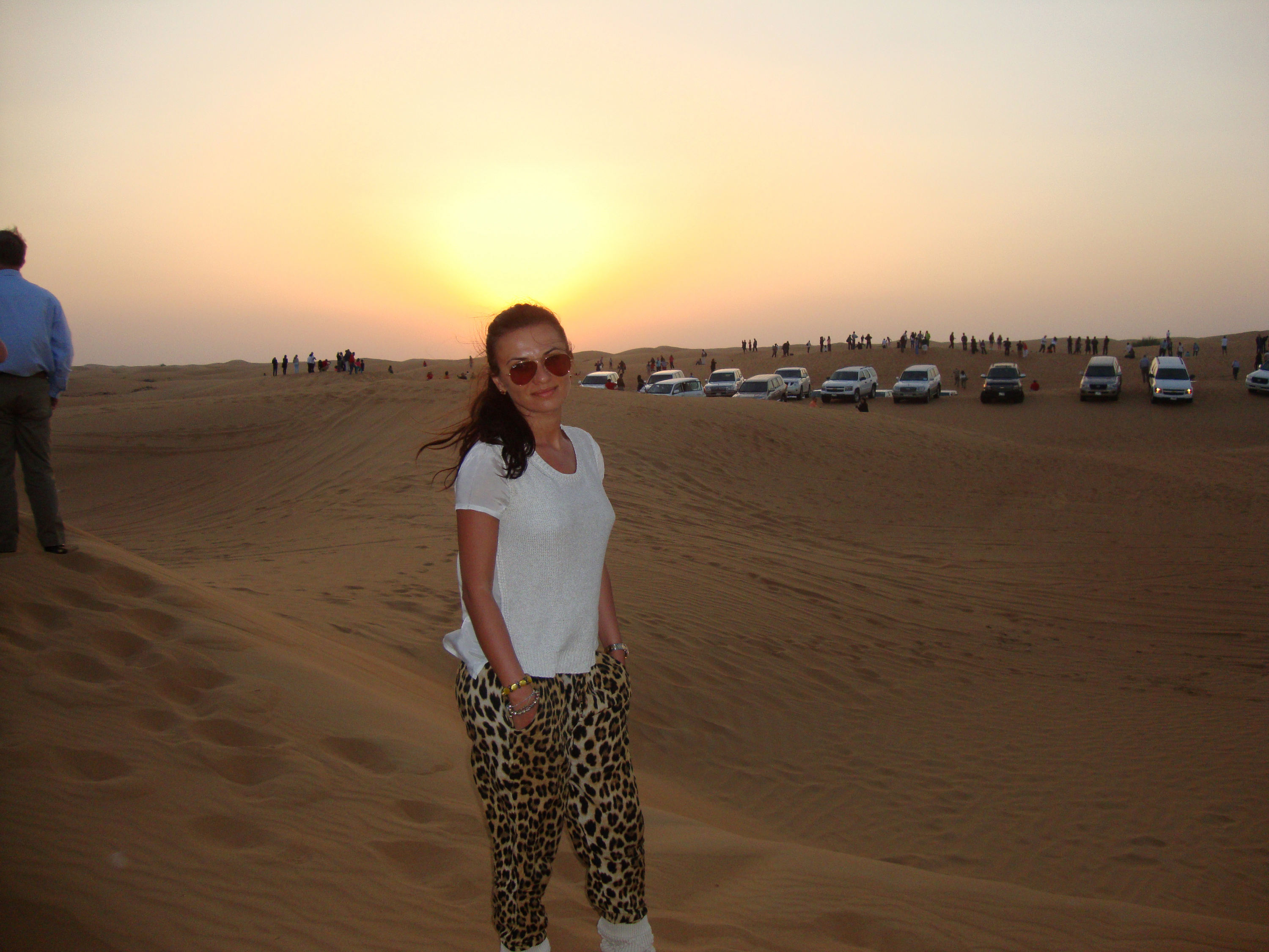 Soţia lui Bogdan Stelea, Mirela, şi-a început anul în lux! Cei doi s-au răsfăşat cu plajă şi shopping în Dubai!