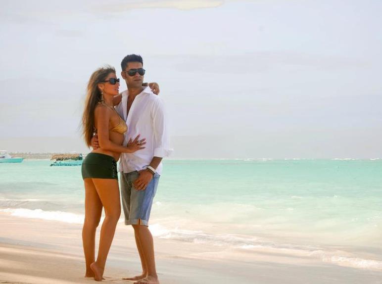 Sanziana si ratoi s-au impacat cu doar cateva zile inainte de Revelion si, de atunci, blonda s-a izolat de lume