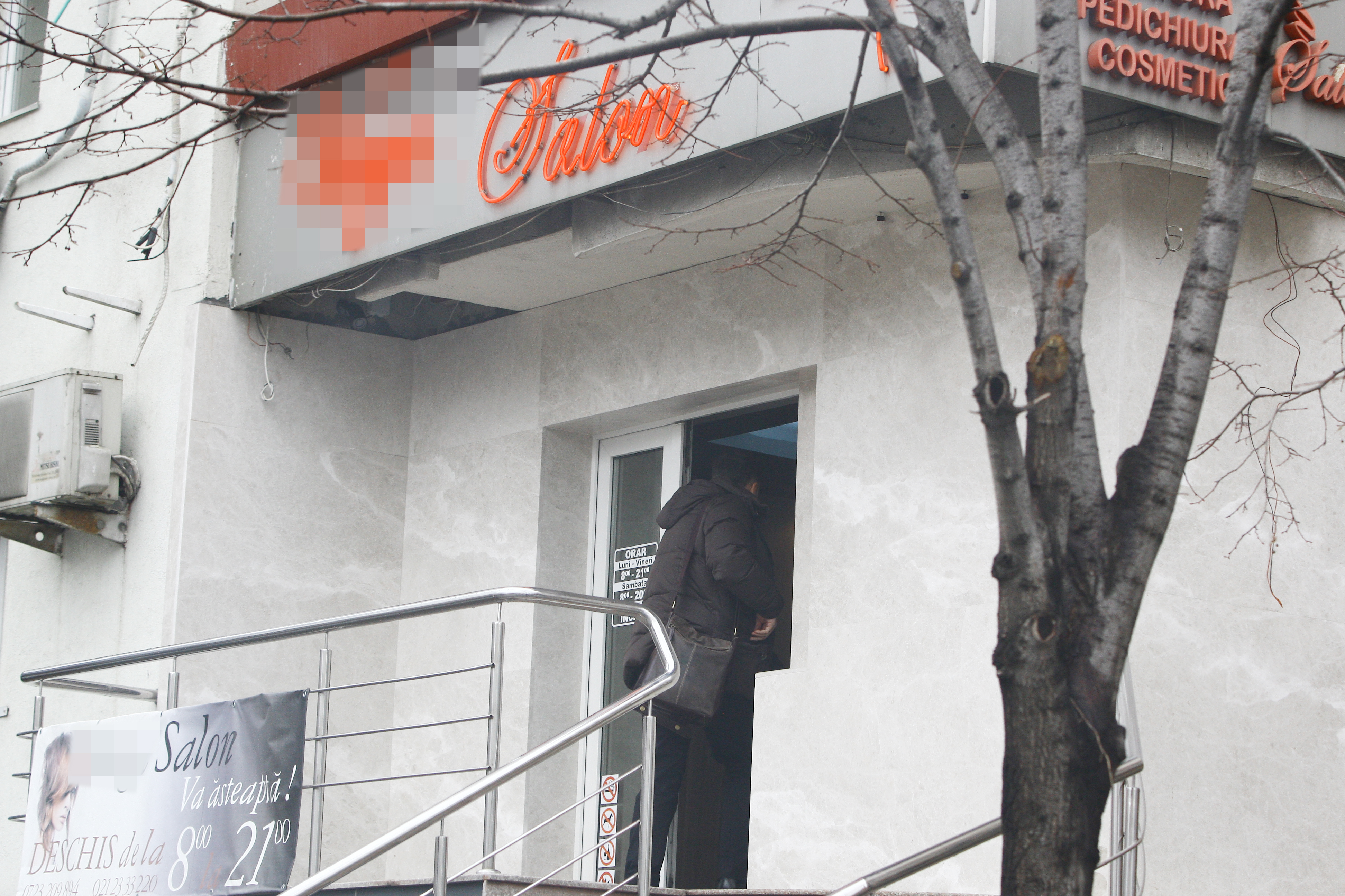 Si-a rezervat o ora de rasfat doar pentru el