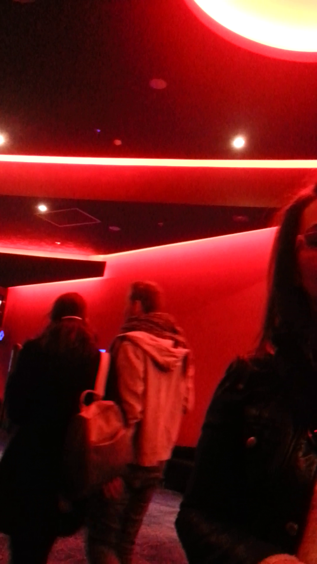 Mircea Solcanu a mers la film alaturi de o prietena