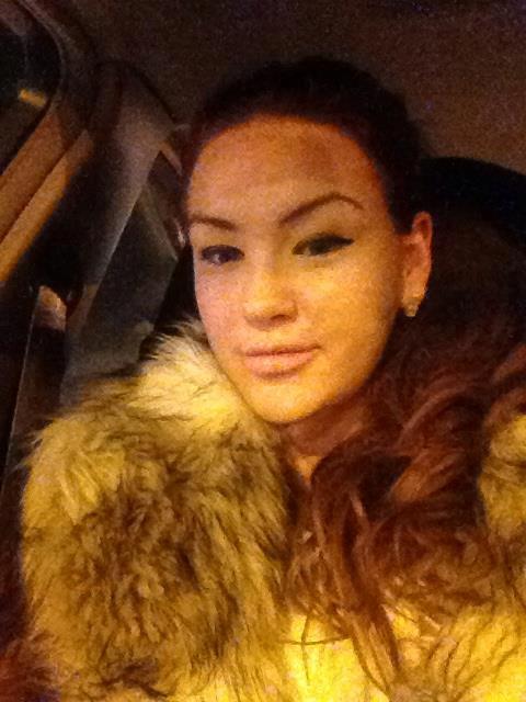 Am găsit-o pe sosia Biancăi Drăguşanu! O cheama Bianca şi e tot roşcată! Vi se pare că cele două seamănă sau nu?