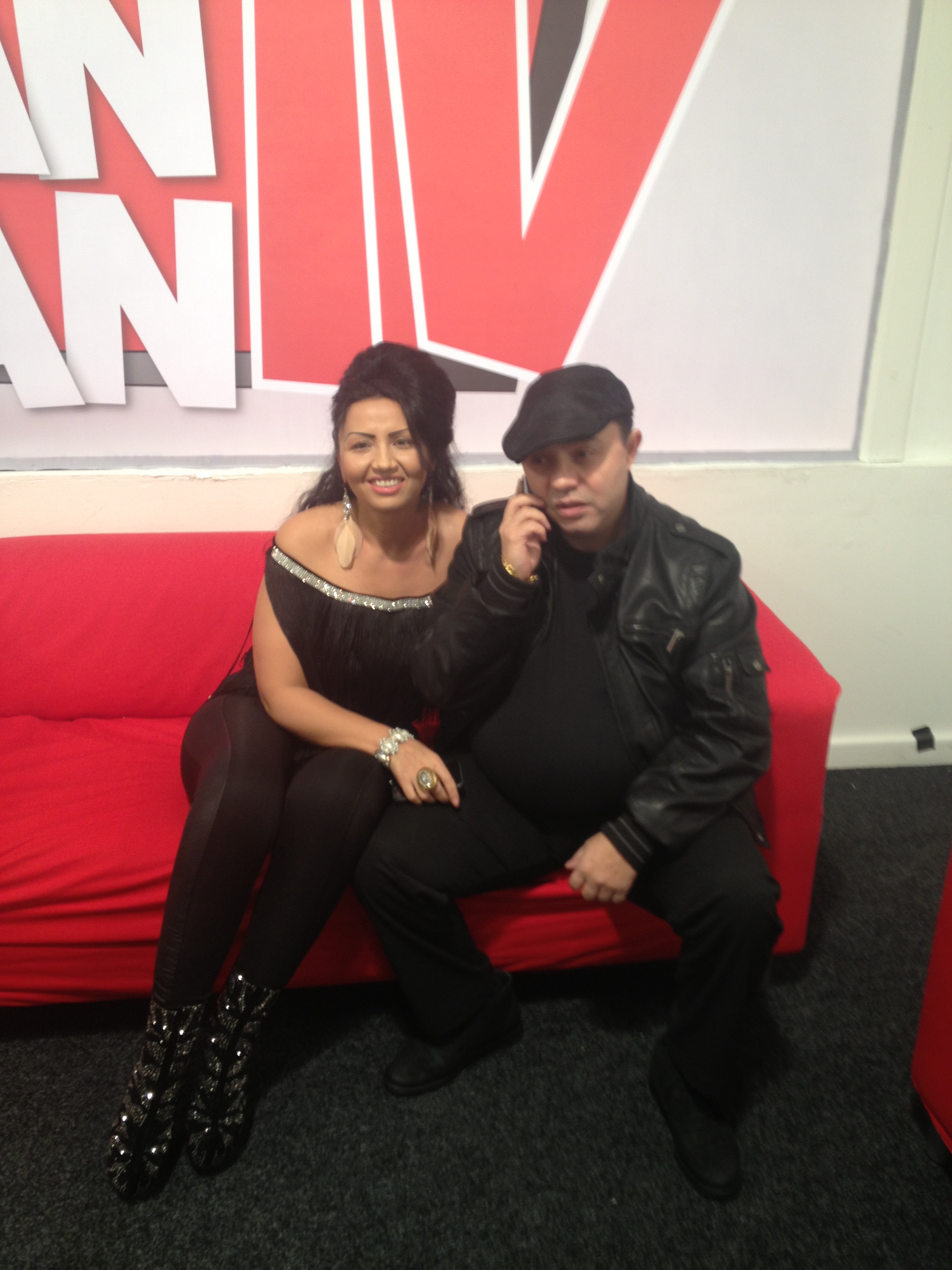 Manelistul Guta a plecat acasa cu Narcisa