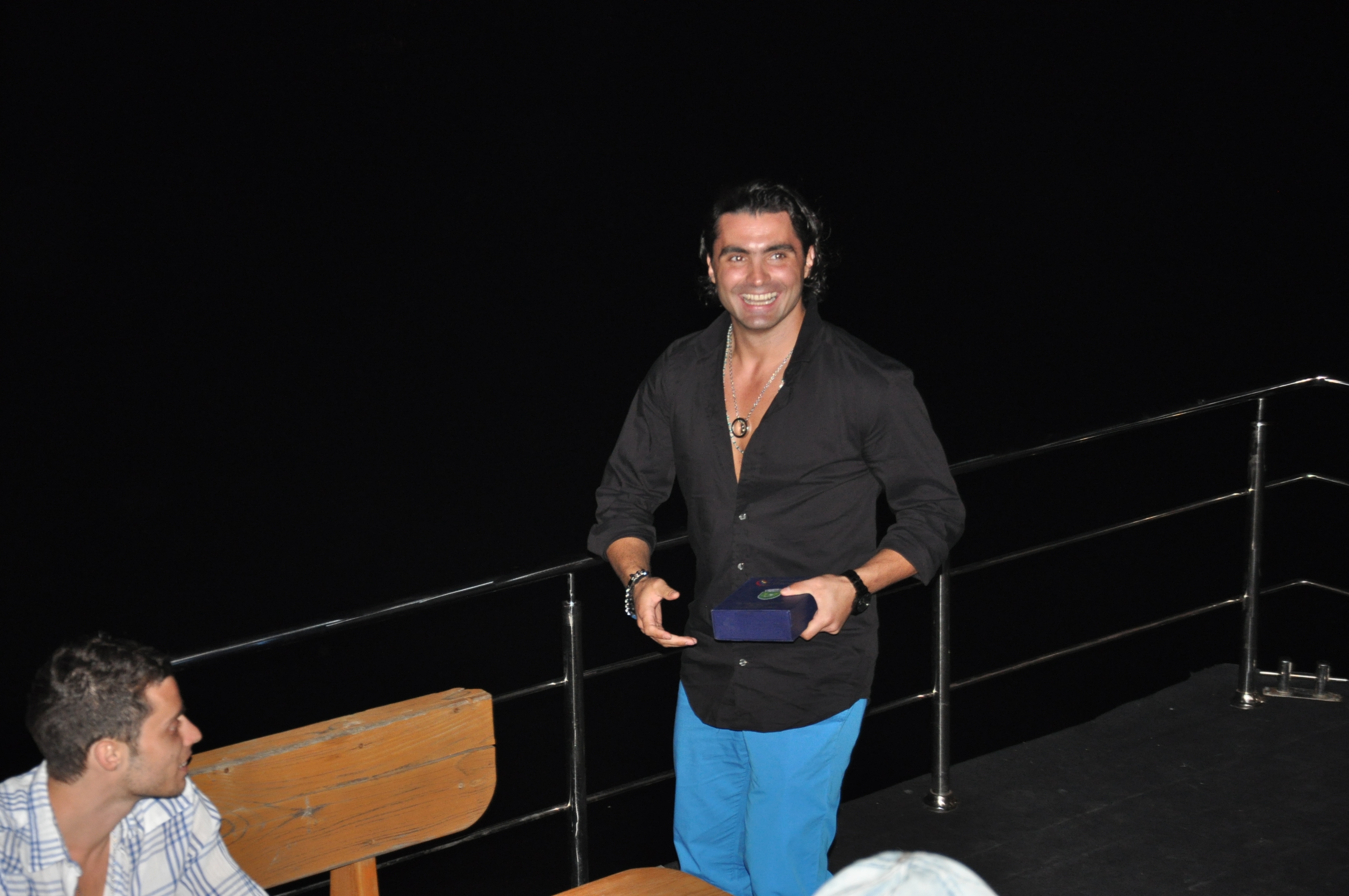 Pepe a antamat pentru petrecerea de botez a fiicei lui trei ursitoare, zece bodyguarzi si o gramada de artisti