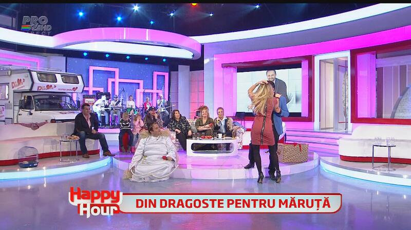 Nebunie de ziua de naştere a lui Măruţă! Vezi ce vedete au venit şi ce surprize incredibile a primit moderatorul!