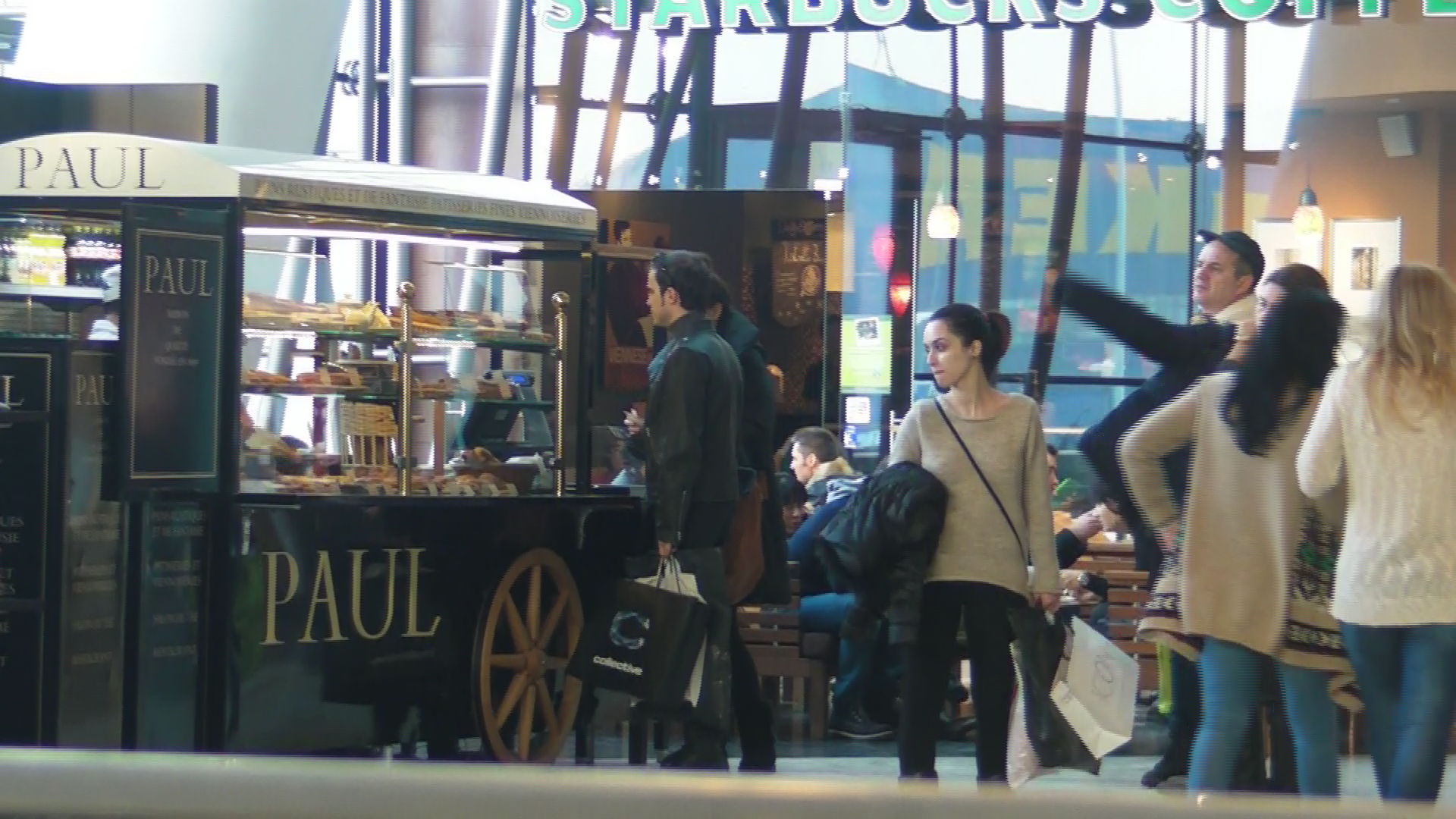 Serban a incercat sa o tina pe sotia lui cat mai departe de ochii presei