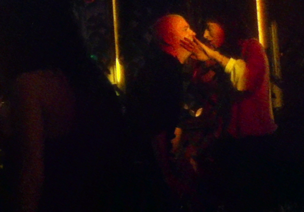 Sotia prezentatorului TV il cearta ca acesta 