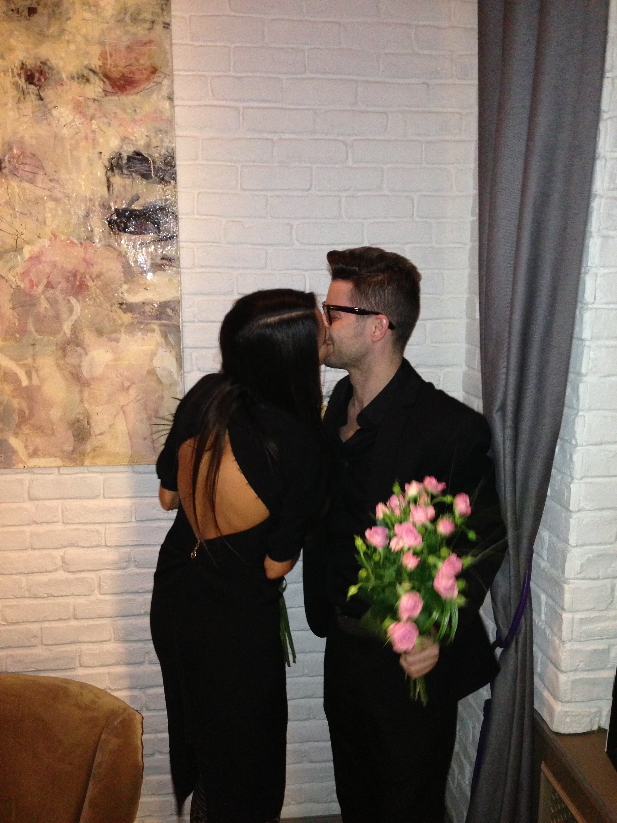 Desi a stat numai prin preajma ei si a copiilor, Adi Sina a scapatde boala