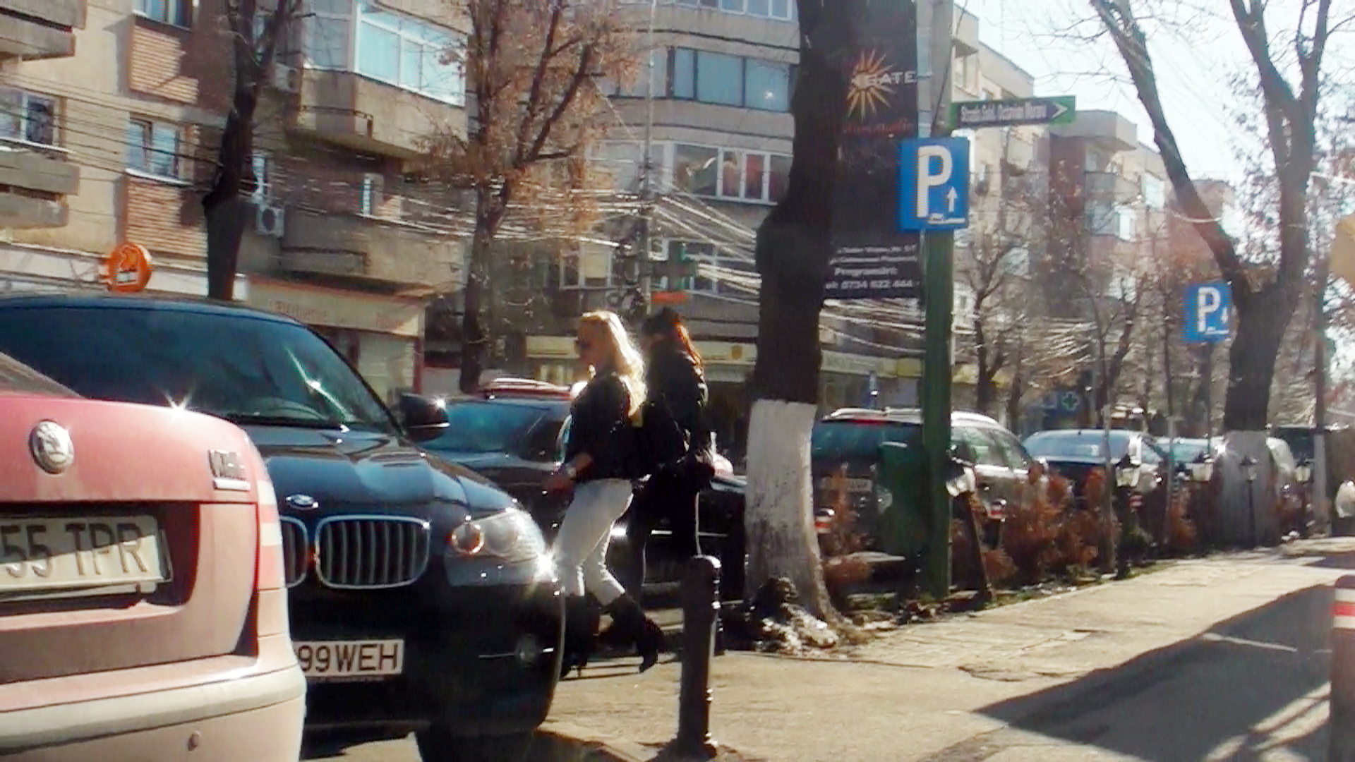 Cantareata a lasat masina pe un loc nepermis, insa a avut noroc ca nimeni nu i-a ridicat-o