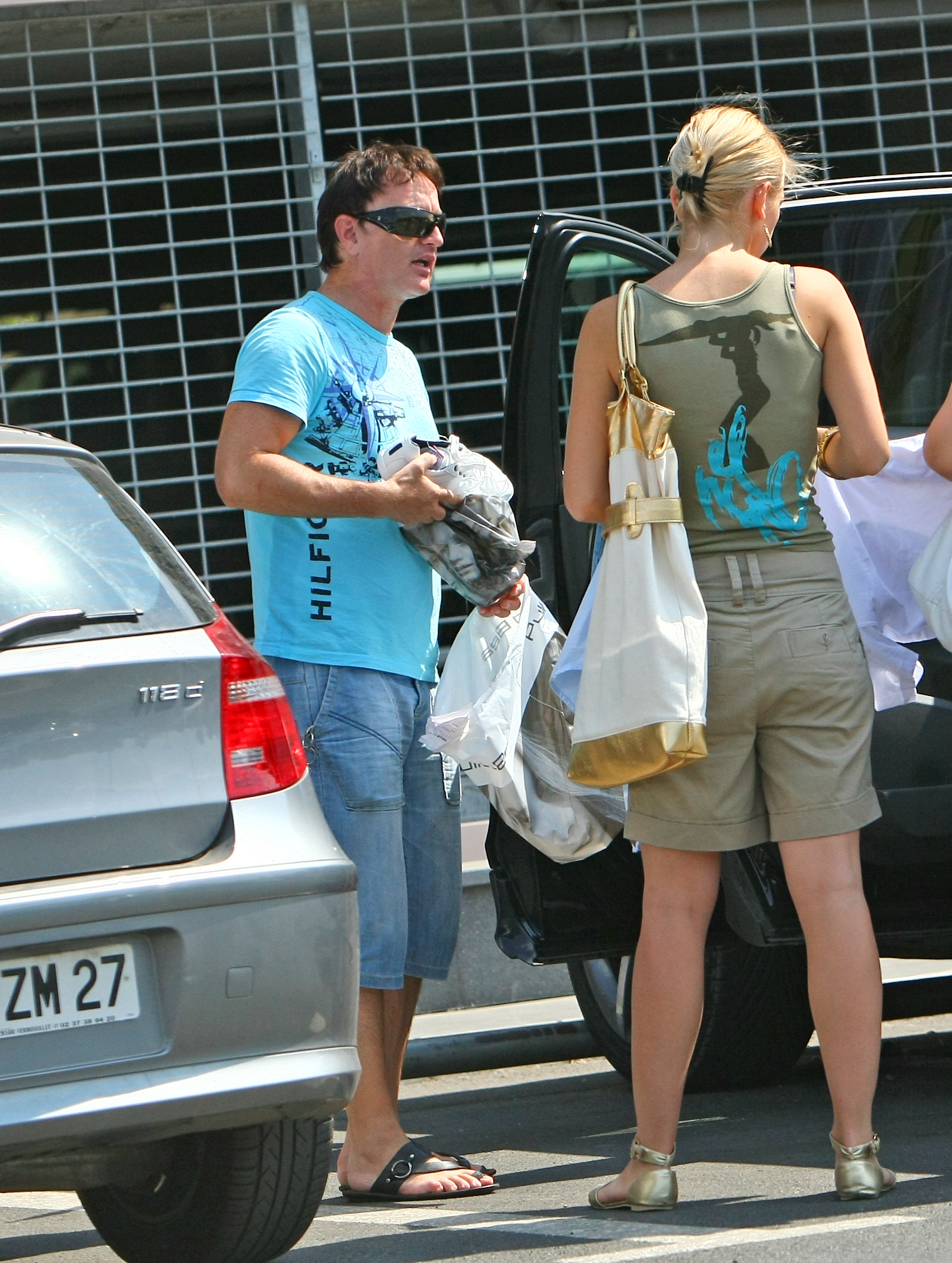 Mare amator de sprit, Aurel Moldoveanu viseaza sa ajunga sa imbutelieze vinul pe care-l face tatal lui