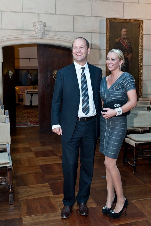 Nina i-a daruit sotului ei cele mai nestemate diamante, doi gemeni frumosi