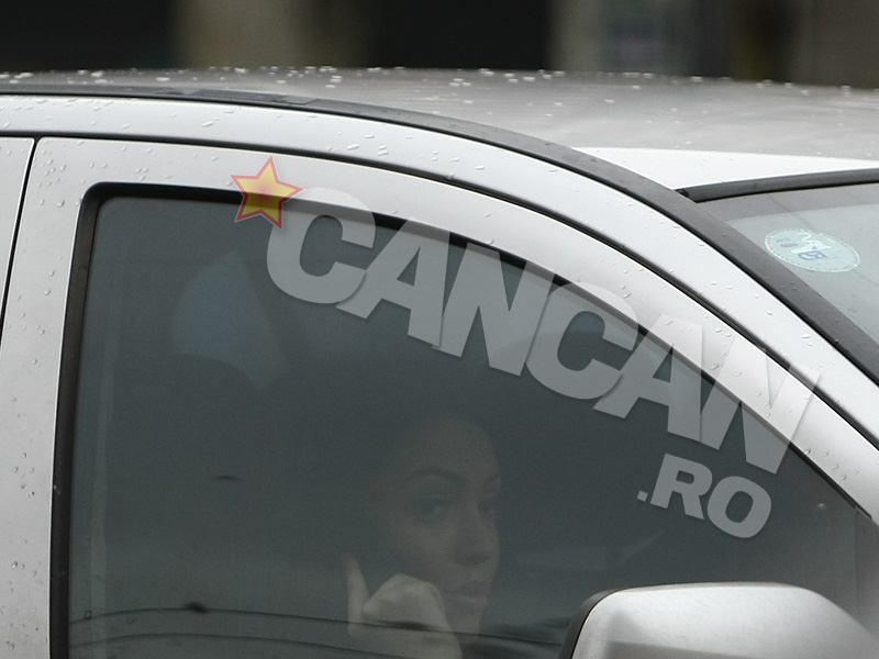 Andreea Mantea, după cea mai grea noapte din viaţa ei! A ieşit din casă abia la prânz, total schimbată la faţă!