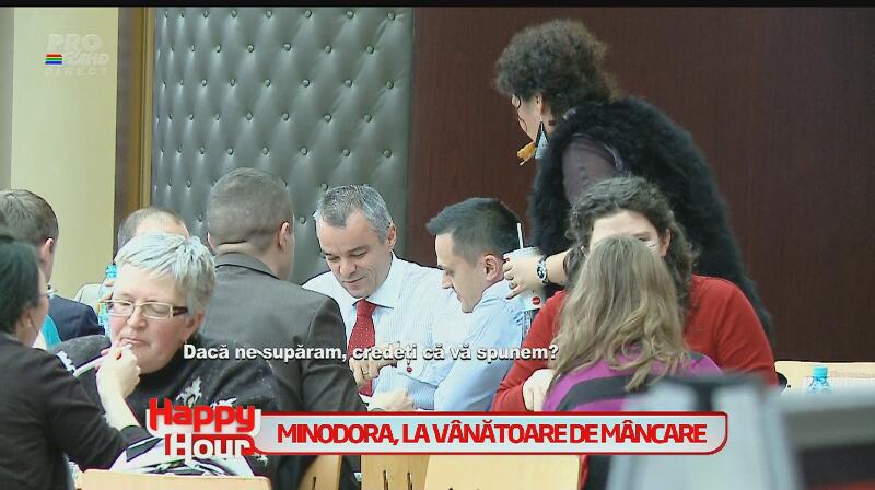 Minodora a ajuns să cerşească mâncare în mall! Află de ce a făcut asta şi ce reacţie au avut oamenii!