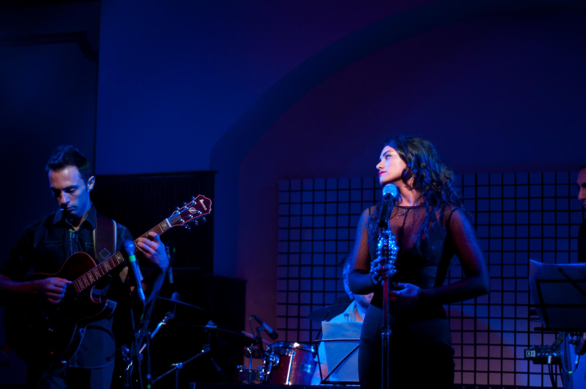 Chemistry pastreaza aceeasi directie muzicala, pop-jazz, si o reprezinta pe cantareata in totalitate.