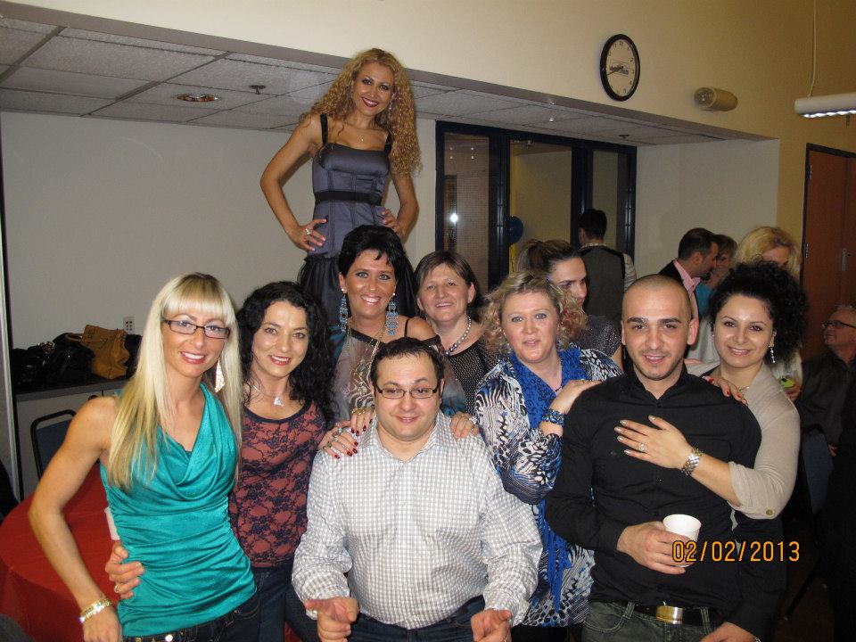 Aflata in turneu de trei saptamani, Anamaria Ferent se bucura de un succes nebun in randul romanilor din America