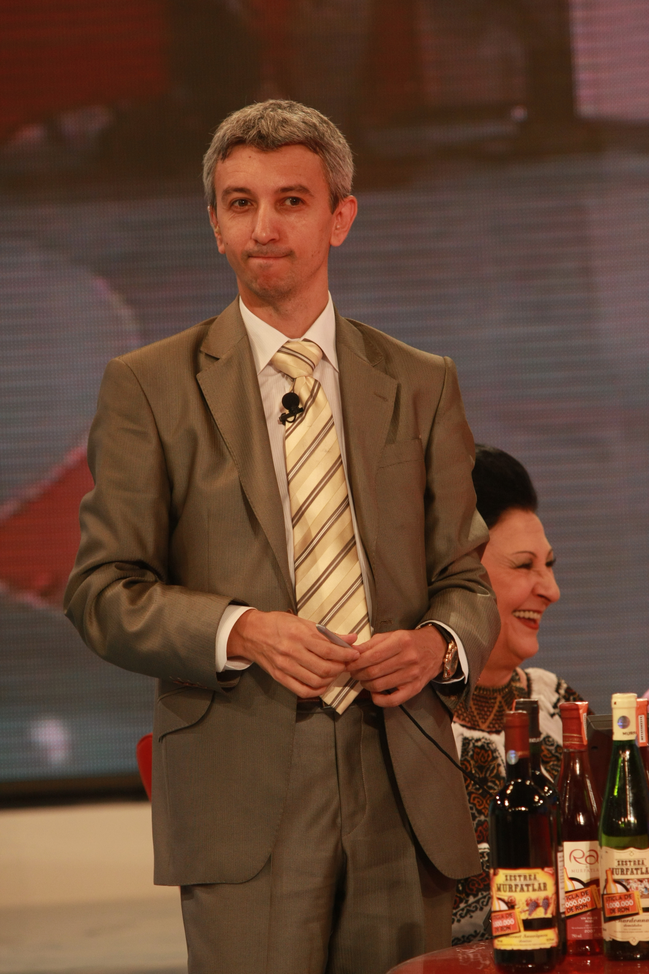 Dan Diaconescu inca incearca sa se obisnuiasca cu faptul ca este somer