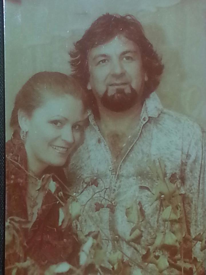 Stefan si Matilda traiesc o frumoasa poveste de dragoste si nu au nevoie de o zi speciala sa sarbatoreasca. Zi de zi cei doi se iubesc si isi inoiesc juramintele de iubire