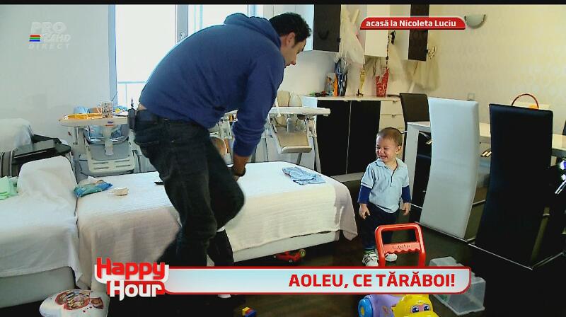 Cătălin Măruţă, bonă pentru tripleţii Nicoletei Luciu! Vezi dacă moderatorul s-a descurcat sau a creat haos!